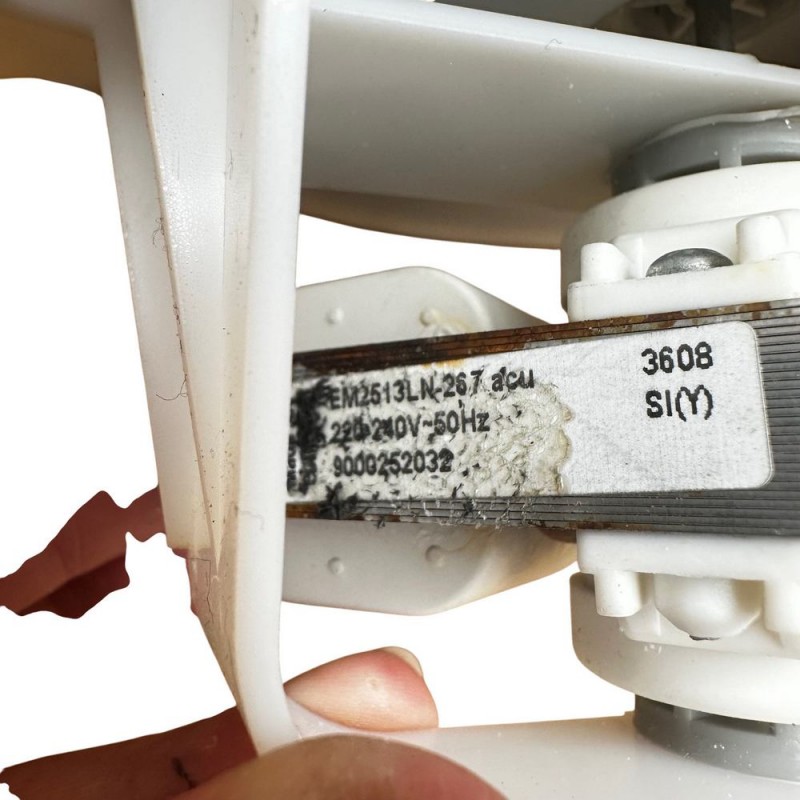 Ανεμιστήρας  00669430 ψυγείου Bosch KGN36A91