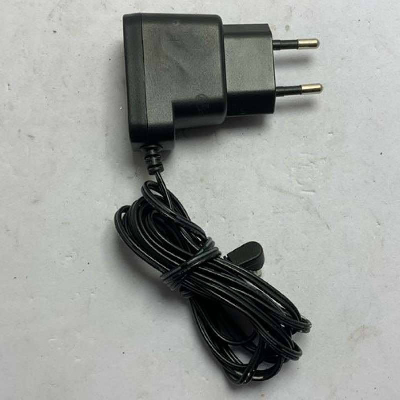 ΤΡΟΦΟΔΟΤΙΚΟ ADAPTER VT04EEU06045 6V 450mA ΒΥΣΜΑ: 3.5x1.35mm