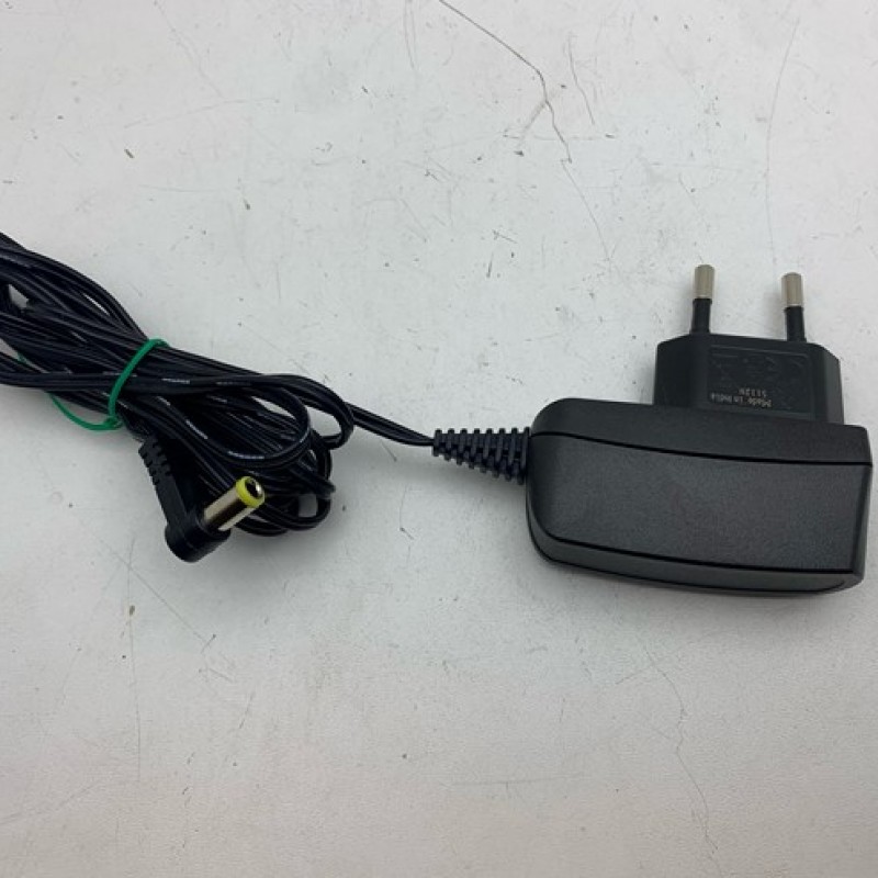 C39280-Z4-C707 POWER SUPPLY A5B00076049905 PLUG 5.5x2.5mm