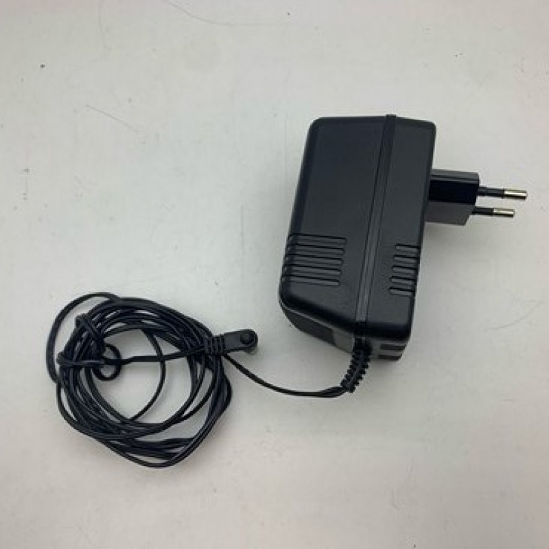 ΤΡΟΦΟΔΟΤΙΚΟ ROADSTAR AC/DC ADAPTER FOR LCD-5014/S 12V Βυσμα: 5.5x2.1mm