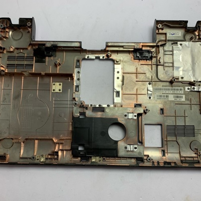 BOTTOM CASE COVER 13N0-ZWA1K01 FROM TOSHIBA 13N0-ZWA1K01 LAPTOP
