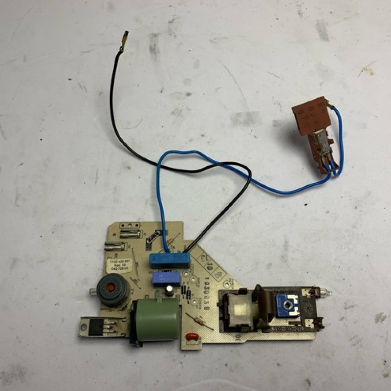 ΠΛΑΚΕΤΑ ΑΠΟ ΗΛΕΚΤΡΙΚΗ ΣΚΟΥΠΑ BOSCH BSG82001/01